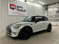 2015 MINI Hatchback Cooper /Toit/Bas Kilo/Jamais Accidenté/