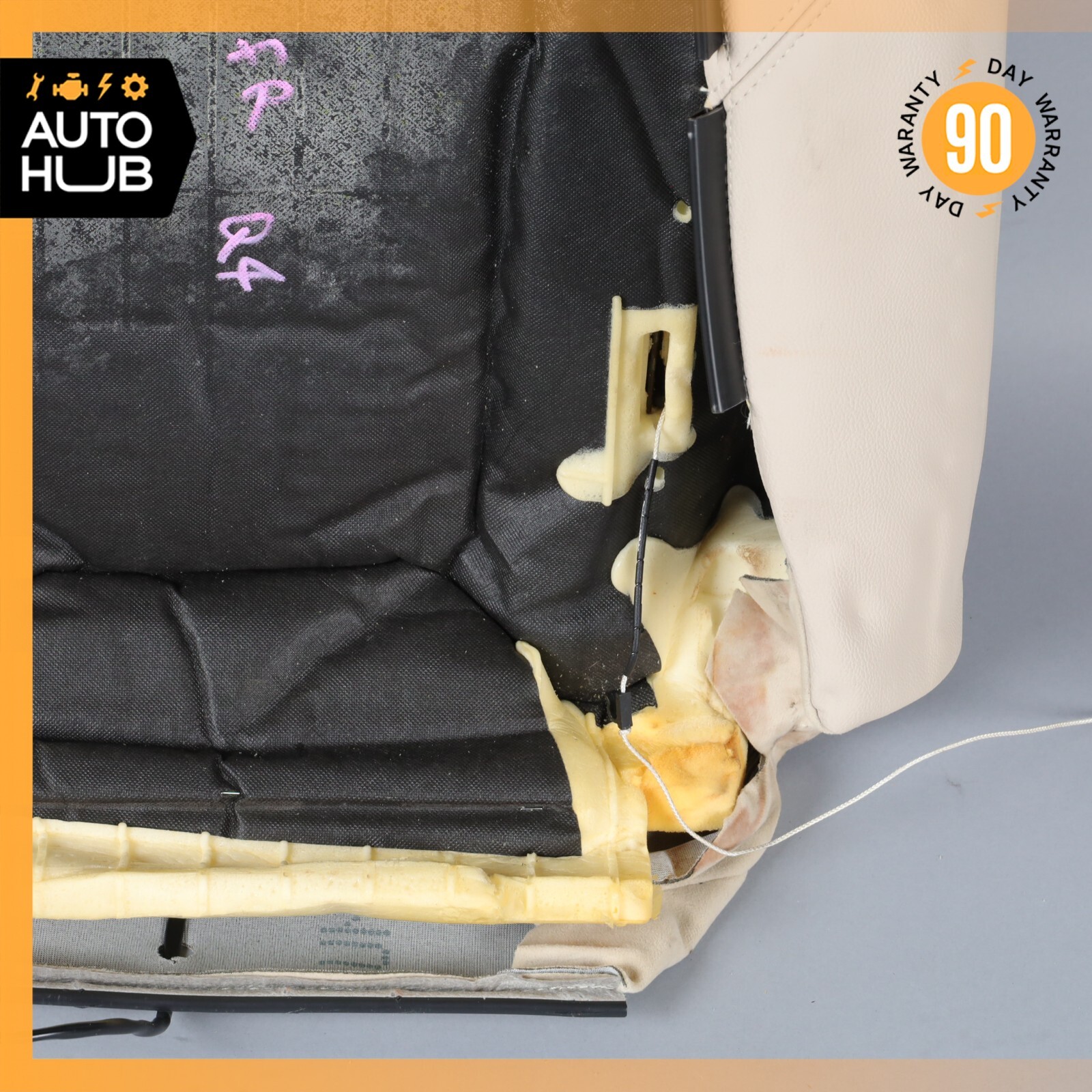 14-17 Maserati Quattroporte M156 Front Right Side Top Upper Seat Cushion OEM 69k