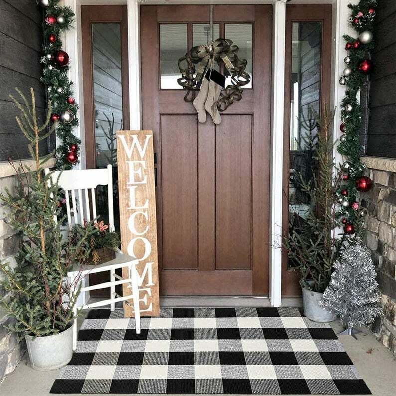 27” x 44” Buffalo Plaid Farmhouse Rug Buffalo Check Door Mat Black