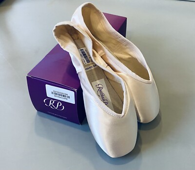 Russian Pointe Entrapa Pro Pointe Shoes, Size 38, W2, FM