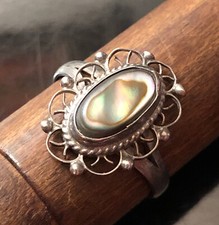 Stunning Vintage Sterling Silver Filigree  Abalone Shell Statement Ring 925