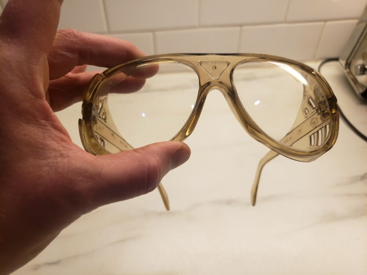 Vintage 1980s US Safety - M Pl Z87 Safety Glasses vented Vintage 1980s US Safety - M Pl Z87 Safety Glasses vented