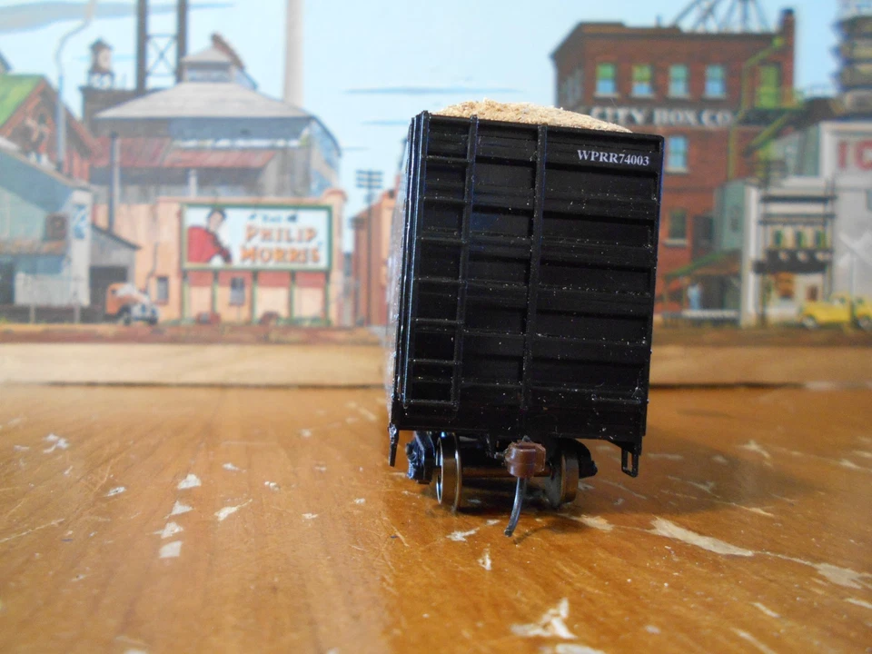 Trenes a escala HO Hubert's WPRR #74003 D.A.R.E. Coche astillado madera 61' LN Foto 3 de 4