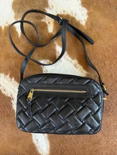 Kurt Geiger Kensington Black quilted   Leather   Crossbody . Edgy . London 