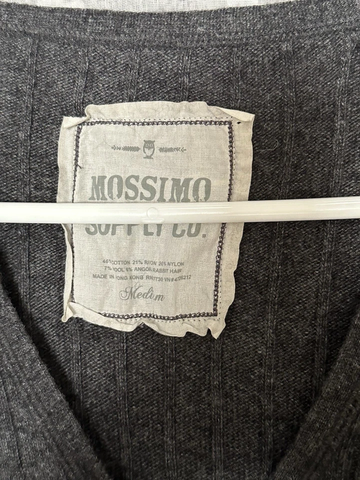 Suéter De Colección Y2K Mossimo Lana Acanalada Angora M Cuello en V Botón Minimalista Gilbert Foto 4 de 4