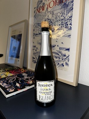 Louis Roederer et Philippe Starck Champagner Brut Nature Blanc 2012 leer