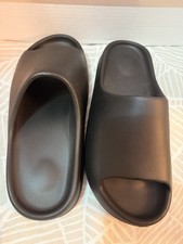 Yeezy Slides Size 11 Men