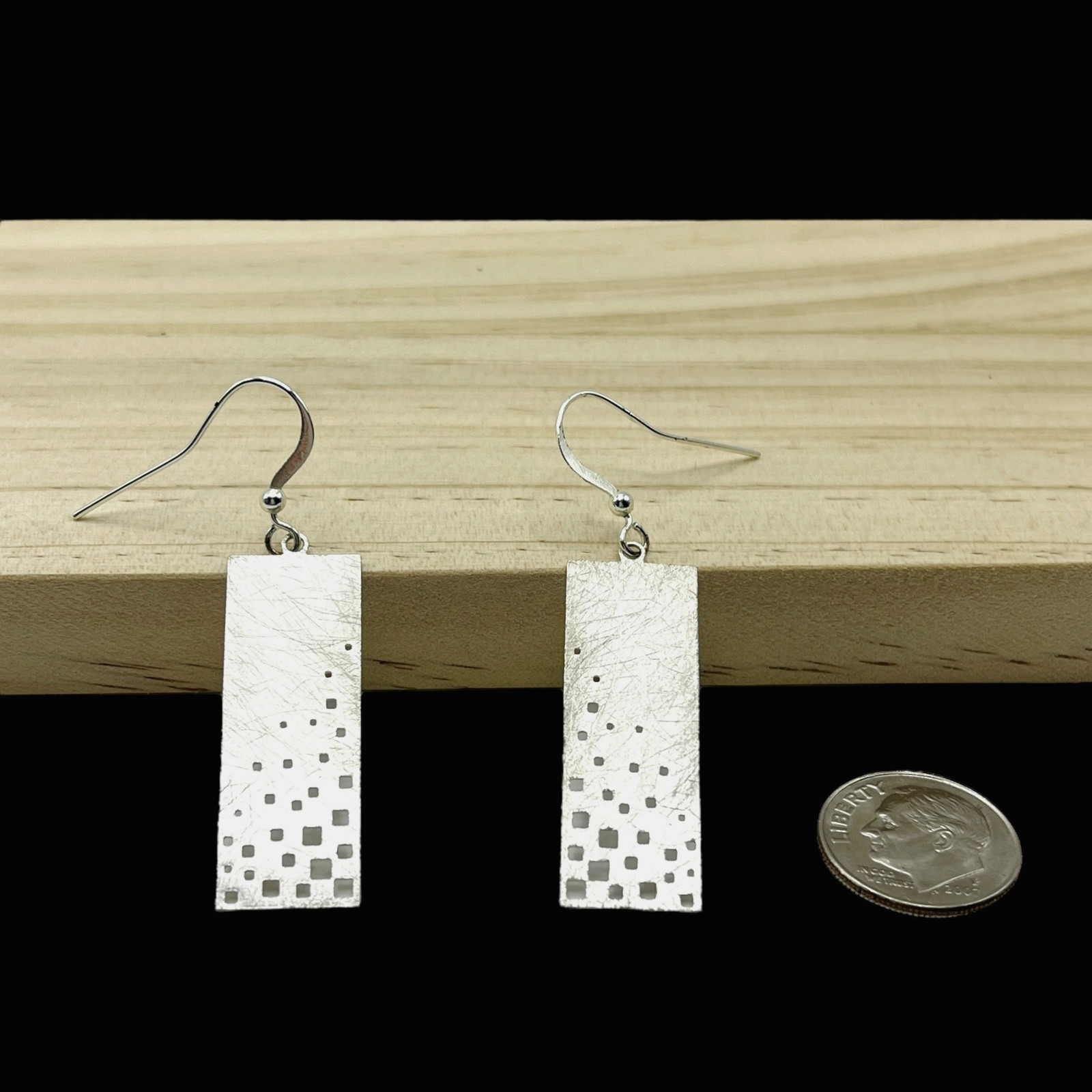 Silver Tone Rectangle Dangle Earrings Geometric C… - image 4