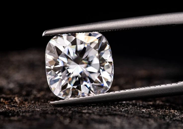 Suelto 5.00 CT Corte Cojín Laboratorio Cultivado CVD Diamante Natural Color D Certificado VVS1 Foto 4 de 4