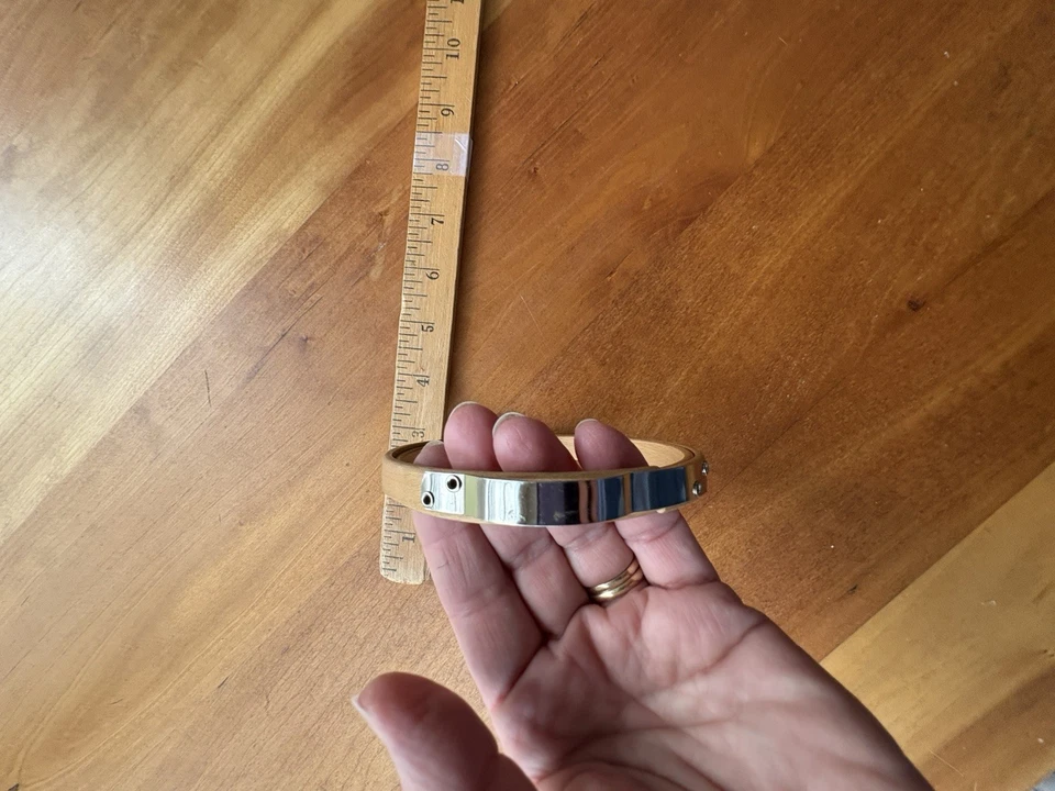 Vintage Princess Bow Spring Non-felt 4” Embroidery Hoop - Image 2 of 4