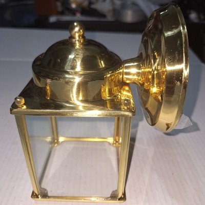  Solid Brass Outdoor Lantern 7.75'' x 4'' Open Box 100 Watt T50140-2