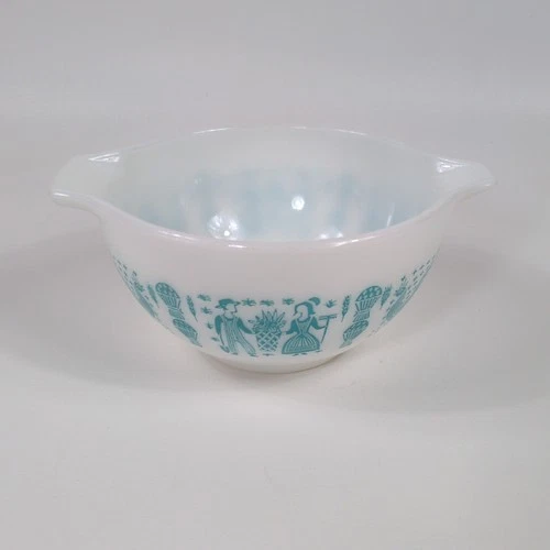 VTG PYREX Cinderella Mixing Bowl 1.5 Pint Butterprint Amish Farmer Turquoise 441