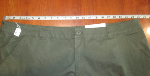 NWT CJ Banks Green Bermuda Shorts Womens Size 22W Waist 43 Stretch 37-34766 - Picture 5 of 5