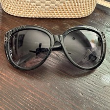 Retro Fashion Sunglasses Way Style Snakeskin Frame Black Built-in Nosebridge