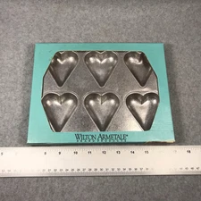 Wilton Armetale Heart Mold Mini Muffin Pan Country Ware Cupboard Made in USA