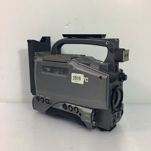 Victor 業務用ビデオカメラ GY-DV500 充電器付き Victor 業務用ビデオカメラ GY-DV500 充電器付き JVC GY-DV500 Mini DV