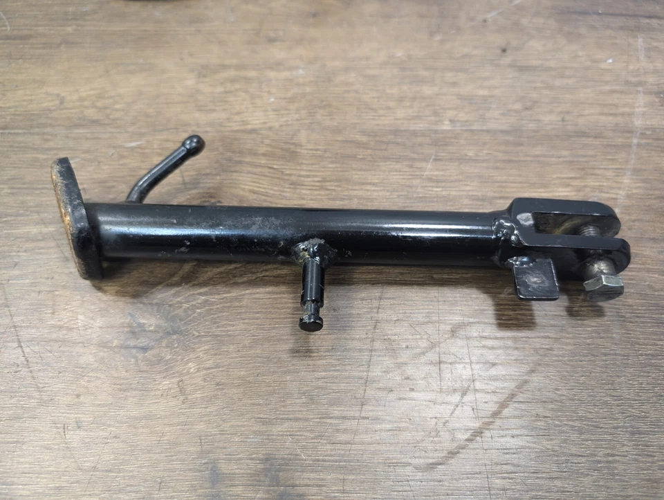 Suzuki GS 500 GS500F 2007 OEM soporte soporte soporte hélice negro - 42310-01D20-019 Foto 3 de 4