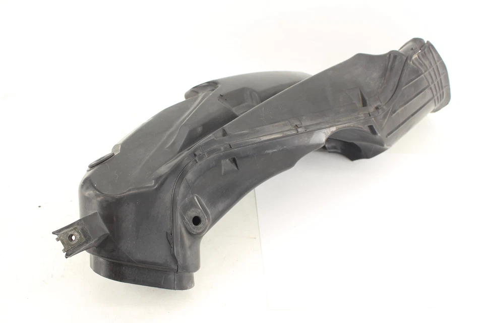 Tubo de conducto de admisión de aire Ram izquierda OEM Suzuki GSXR750 2006 ABOLLADURA 94430-01h00 Foto 4 de 4