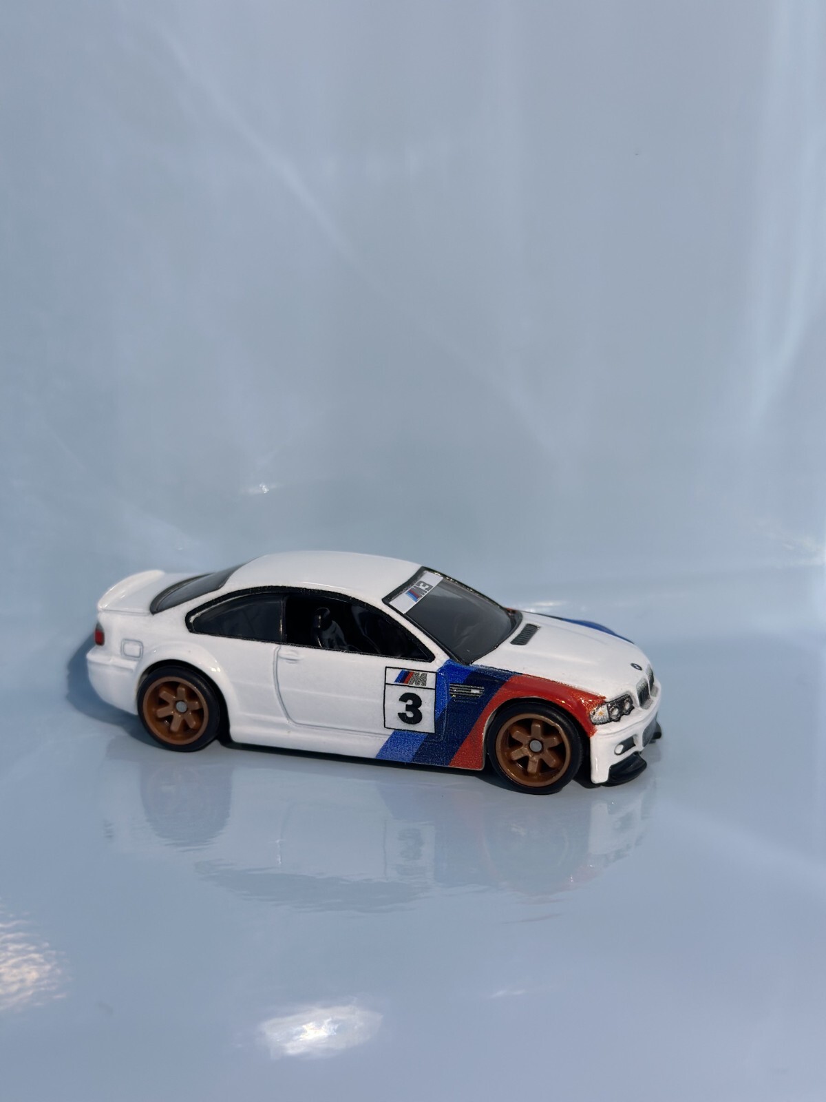 Picture 3 of 5