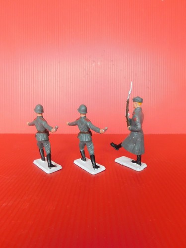 STARLUX / ARMEE ETRANGERE / RUSSIE : BEL ENSEMBLE DE 3 SOLDATS RUSSES - Picture 3 of 6