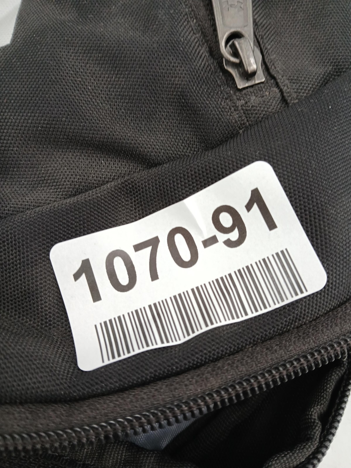 Under Armour Black 21" Backpack Soft Case Water Bottle Pocket Mens Gym Bag thumbnail 14