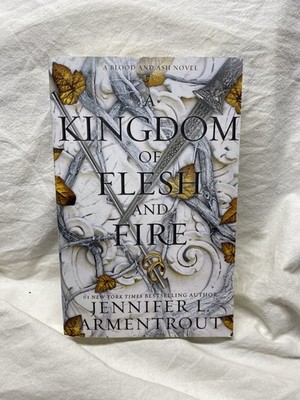 Blue Box Press Kingdom of Flesh and Fire by Jennifer L. Armentrout Paperback Bl 