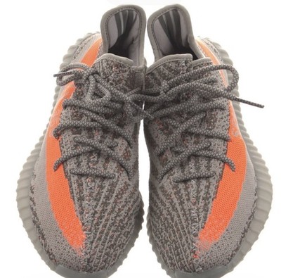 Size 9.5 - adidas Yeezy Boost 350 V2 Low Beluga Reflective