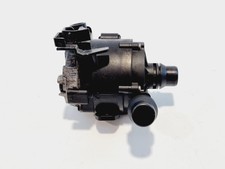 Pompe à eau BMW 550