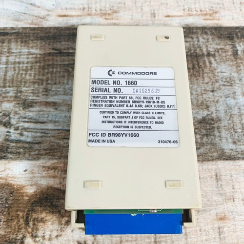 Vintage Commodore Modem 300 Model 1660 for 64/128 Computers w/ User's Manual - Picture 2 of 3