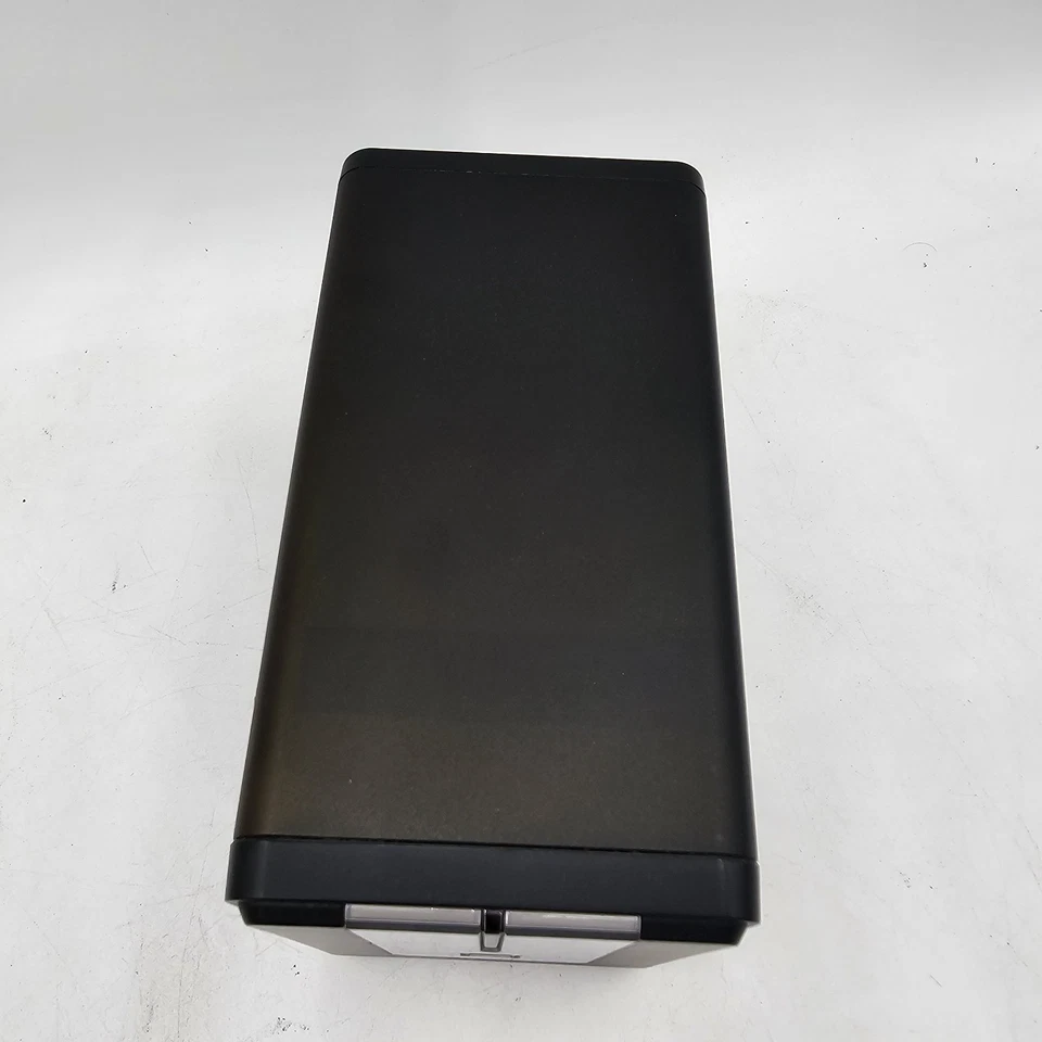 D-LINK DNS-323 2-Bay Attached Network Storage Enclosure NO HDDs/ AC ADAPTER - Image 4 of 4