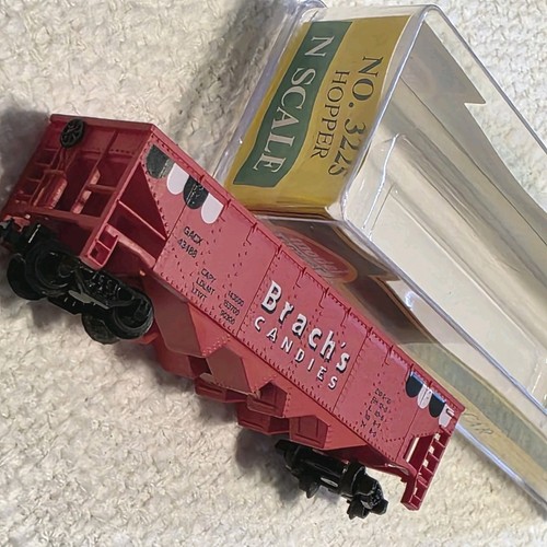 Coche de carga rojo tolva caramelos Brach's modelo escala N Power 3225 - nuevo  | Zustand: New