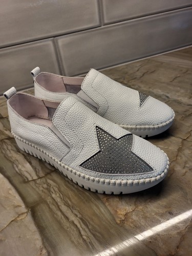 Women’s Bernie Mev. New York Shoes US 6 (EU 36) Slip-On White Leather - Picture 2 of 3
