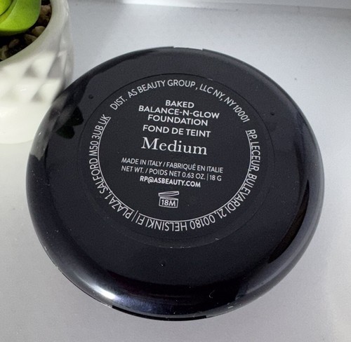 Laura Geller Balance And Glow Illuminating Foundation Medium 18g Supersize New - Picture 7 of 7