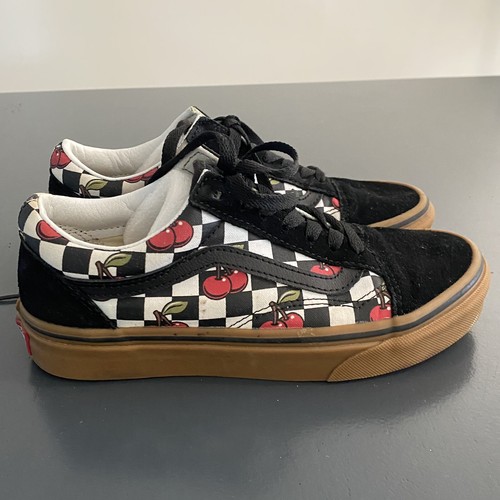 checkered vans no laces