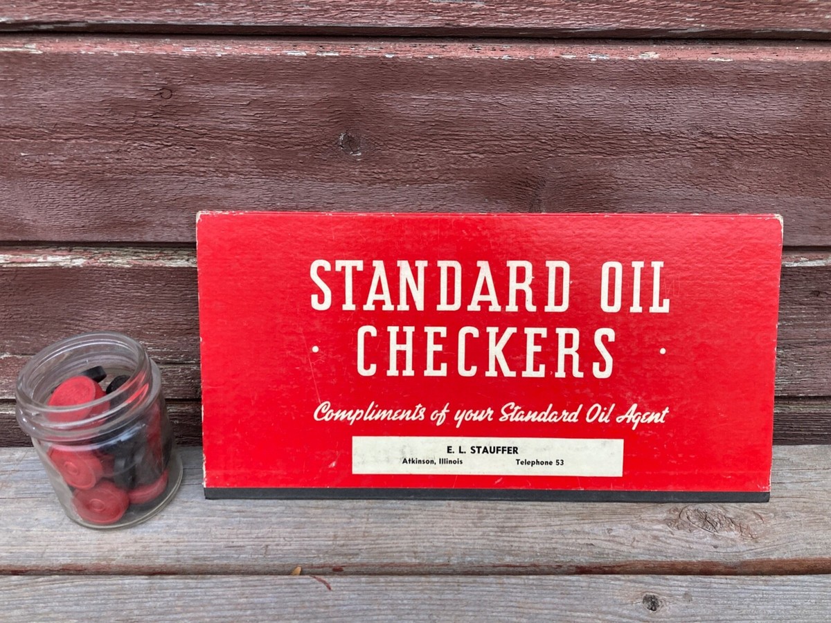 atkinsons cigarette land Vintage 1938 Standard Oil Checkers Board Game Checkerboard Atkinson IL w  Checker