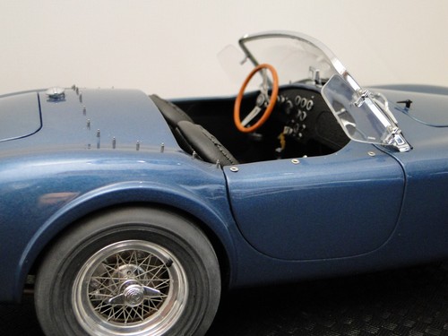 Ford Race Car Classic Custom Built Metal Model Concept Hot Rod Sports 1:12 gt - Picture 13 of 17