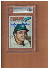 REGGIE JACKSON AUTOGRAPHED 1977 TOPPS BASEBALL Card SIGNED NEW YORK BECKETT AUTH
