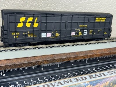 SEABOARD COAST LINE / 56ft THRALL ALL-DOOR ENCLOSED LUMBER BOXCAR HO SCALE NEW