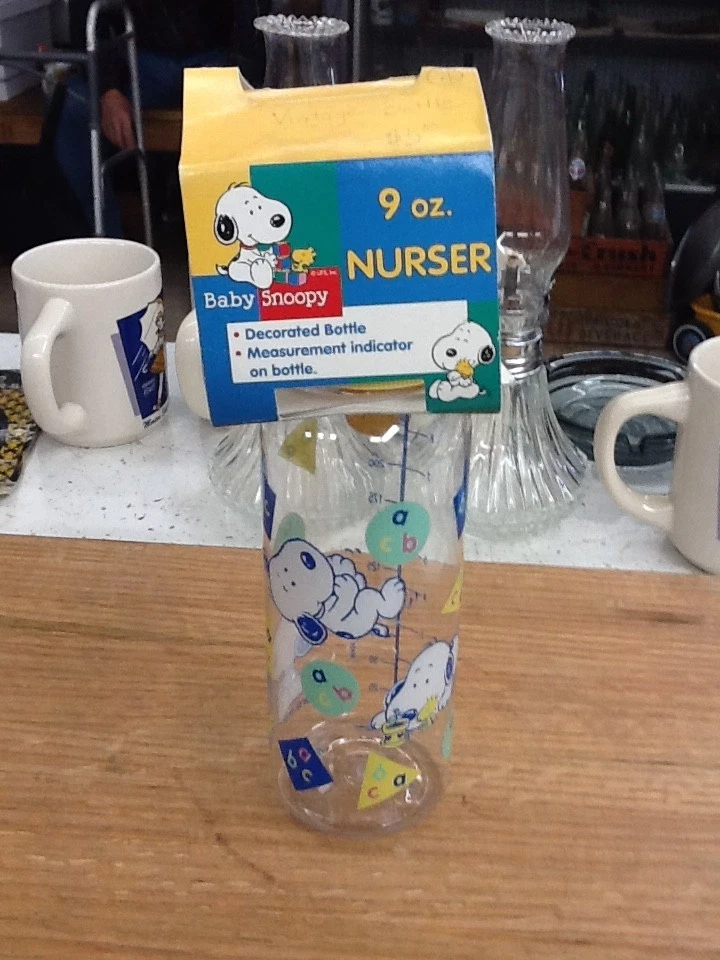 Snoopy Baby Nurser Bottle Bedtime Woodstock Snoopy ABC Flowers Vintage 9Oz.