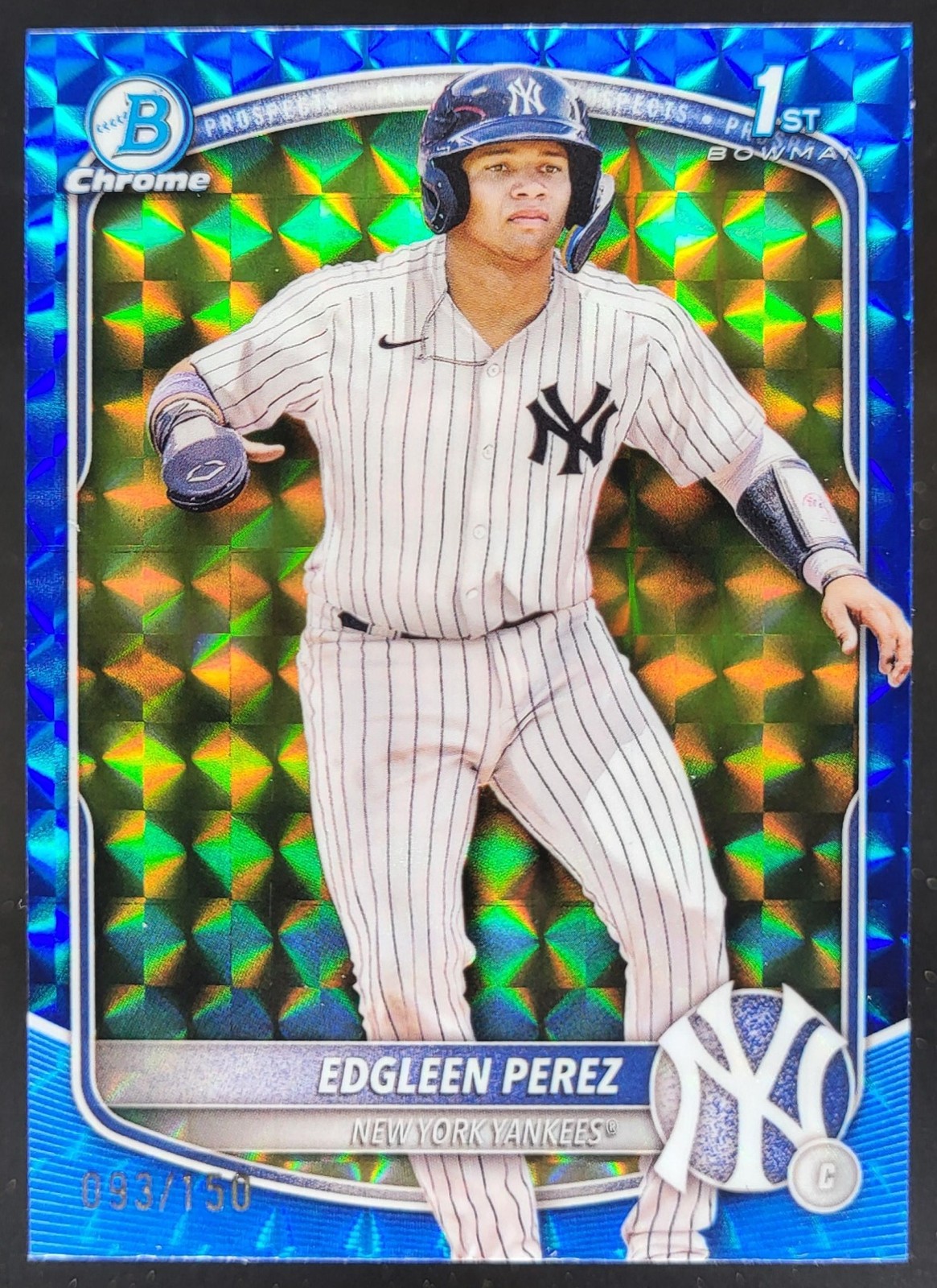 2025 Bowman Edgleen Perez Chrome Blue Geometric Refractor /150 1st Yankees HD2