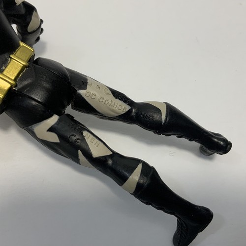 Vintage 1990 Batman Returns Air Attack 4.5” Kenner Action Figure Camo DC Comics - Picture 5 of 6
