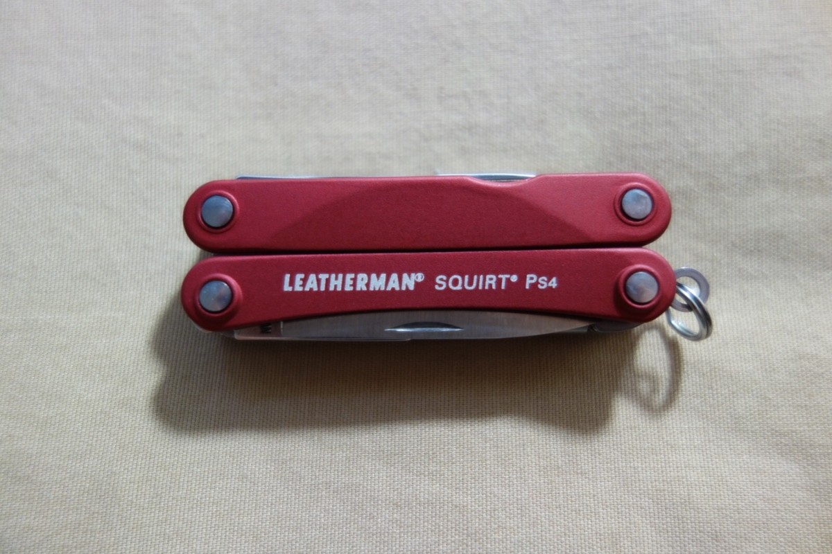 Supreme®/Leatherman Squirt PS4 Multitool Supreme Leatherman Squirt PS4 Multitool Red - SS21 - US