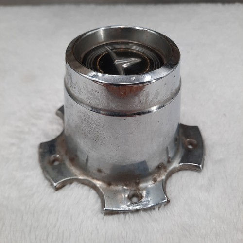Ford 1973 - 74 Maverick Rally Aluminum Wheel Center Hub Cap (1) OEM - Foto 4 di 8