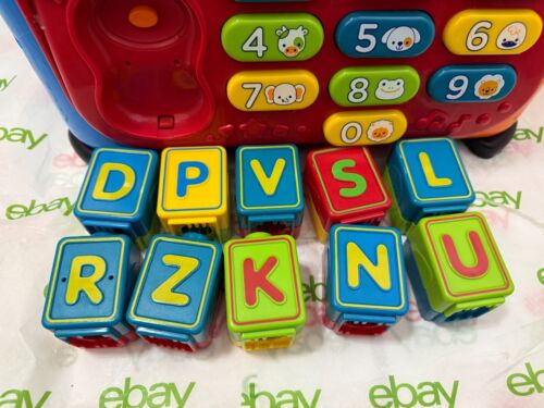 VTech Ultimate Alphabet Activity Cube (colori assortiti) con 10 blocchi - Foto 4 di 8