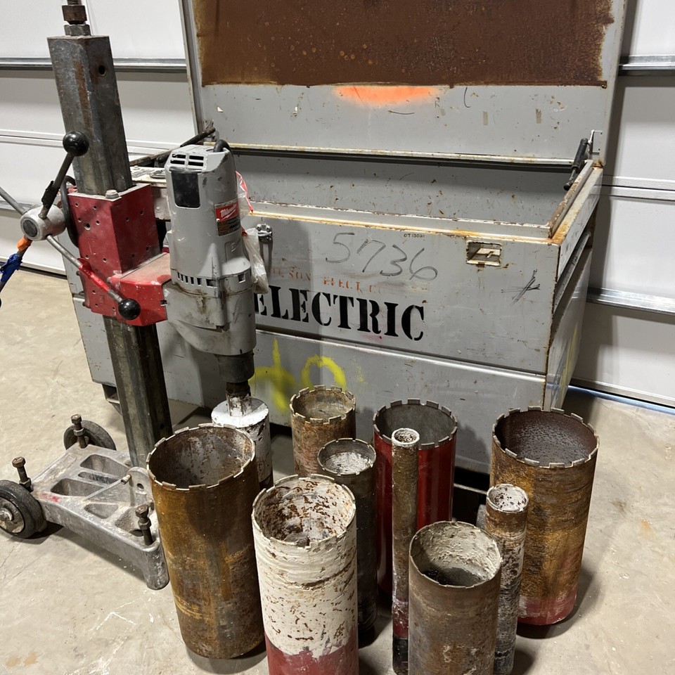 MILWAUKEE 4130 DIAMOND CORE CONCRETE DRILL RIG & 10 ASSRTD BITS ED4U ...