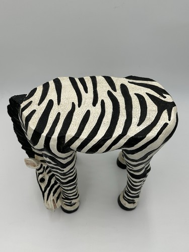 Vintage Zebra Stool Plant Stand Table Heavy 6 Lbs Resin 11" Tall Good Condition! - Picture 3 of 12