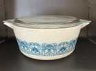 Vintage Pyrex Horizon Blue casserole dish with lid, 2 1/2 quart