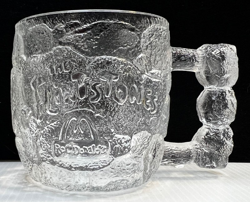Vintage/1993 McDonald's Flintstones RocDonals's 3D Clear Glass Mug/Cup