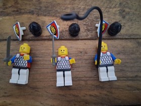 Lego Legoland Kings CarrigeSet 6044 Great Shape Complete W/ Instructions