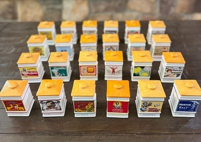 Franklin Mint 1991 Country Store Spice Jar / Full set of 24 / Rare & Never Used
